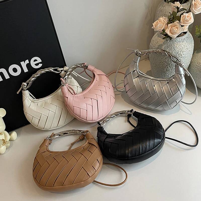 Hand-Woven Gold Handle Bird Nest Exquisite Brand Niche Designer New Cream White Half-Moon Shoulder Messenger Bag