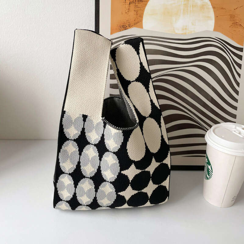 Unique Designer Heart Versatile Personality Knitted Shoulder Handbag Tote Women's Bag