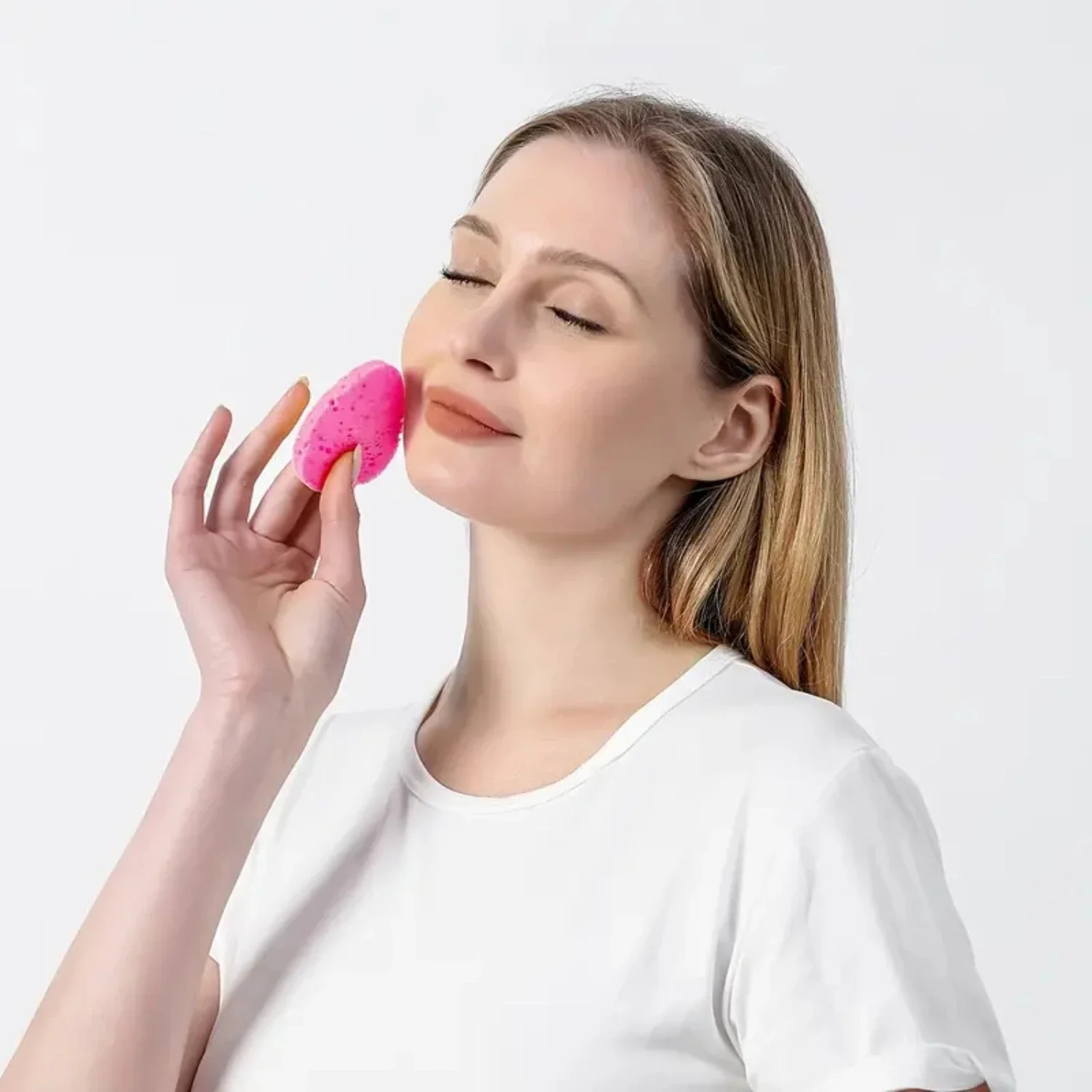 Soft Round Compressed Natural Facial Sponges - 50 Pieces Exfoliator Cleansing Sponge for Gentle Face Cleansing Reusable Cosmeti 250726