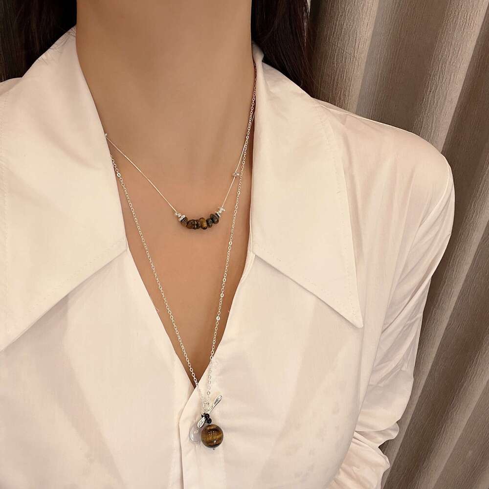 Natural Round Tiger Eye Stone Necklace Melad Elegant Long Sweater Chain for Women Niche Fashionable High-end Simple Accessories e4a