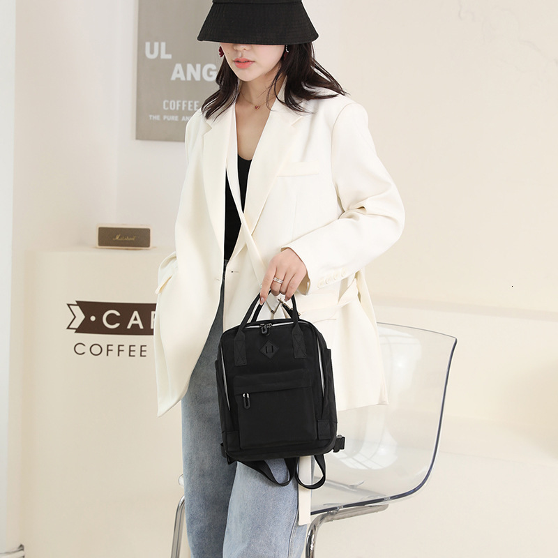 2025 Spring New Women's Fashion Trendy Backpack Large Capacity Water-Resistant Outdoor Travel Handbag ddmymoon