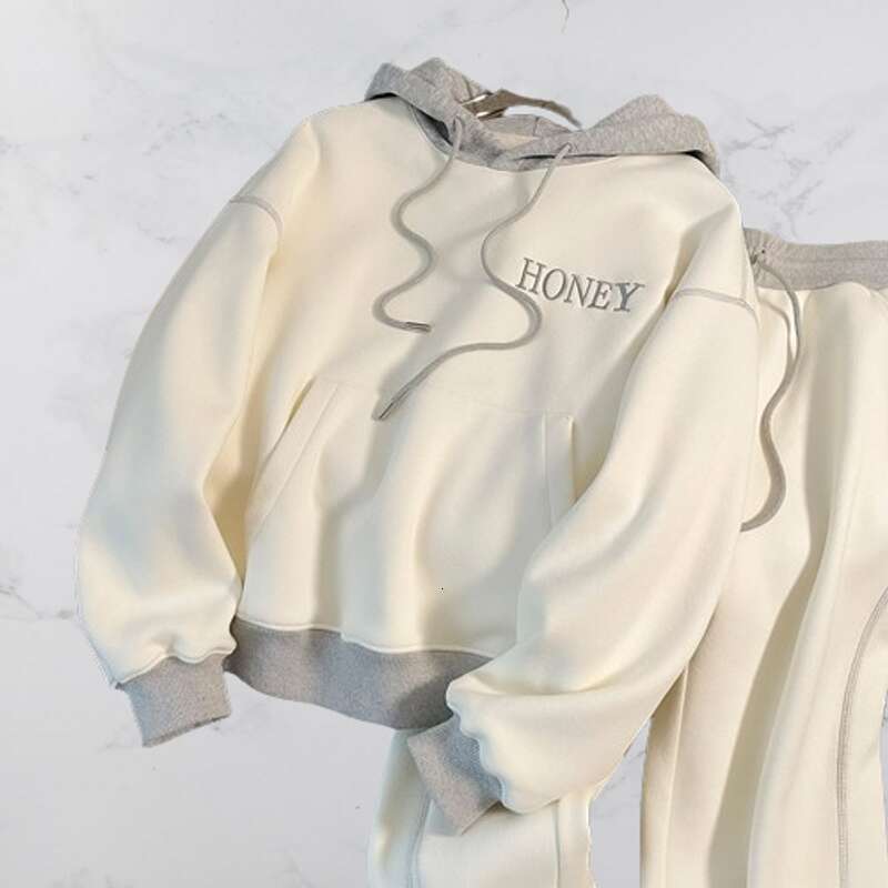 Women's Clothing Autumn Fashion Sports Leisure For Women 2023 New Style Loose Slim Hooded Sweater Trousers Two Piece Suit