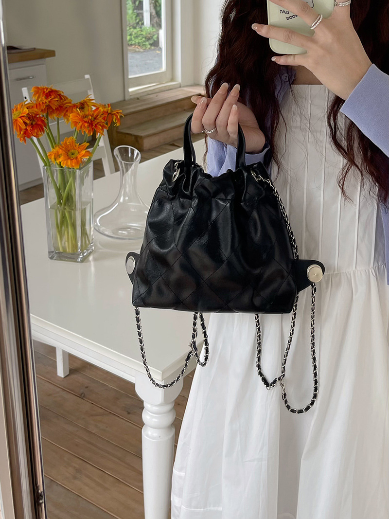 Designer Bag Quilted Chain Backpack For Women New Casual Versatile Large Capacity Luxury Bag Handbag Commuter Bag Tote Bag