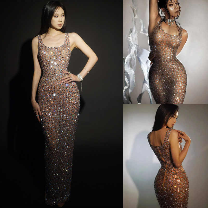 Sparkling Prom Dresses Spaghetti Strap Sleeveless Lace-Up Crystals Court Gown Floor-Length Custom Made Formal Party Dress Vestido De Noite