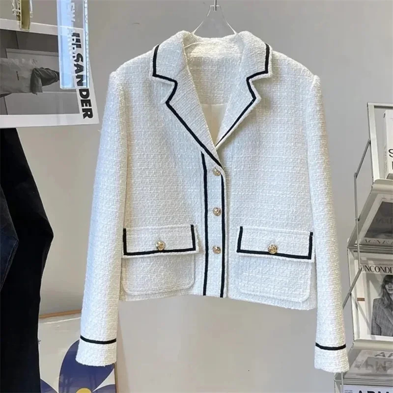 Spring Autumn French y Socialite Temperament BlackAndWhite Lapels and Fragrant Tweed Coat Women Coats 250730