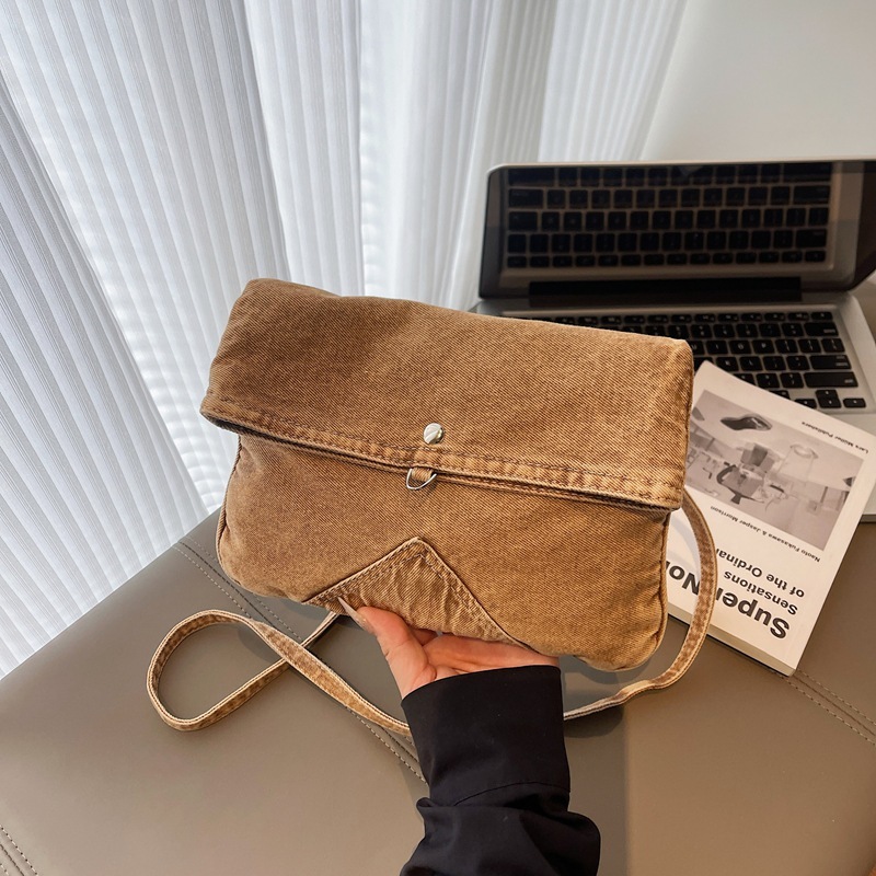 Summer New Women's Shoulder Bag Denim Bag Women's Large Capacity New Casual Simple Commuting Retro Designer Bag Minimalist Style Canvas Bag