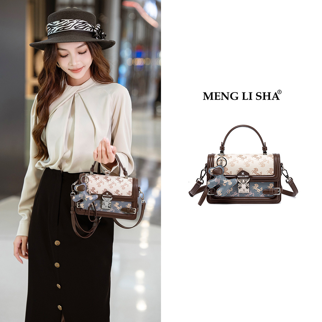 Fashionable and Stylish Single Shoulder Crossbody Bag for Women 2025 New Commuting Fashion High-end Lightweight Casual Handbag ddmymoon