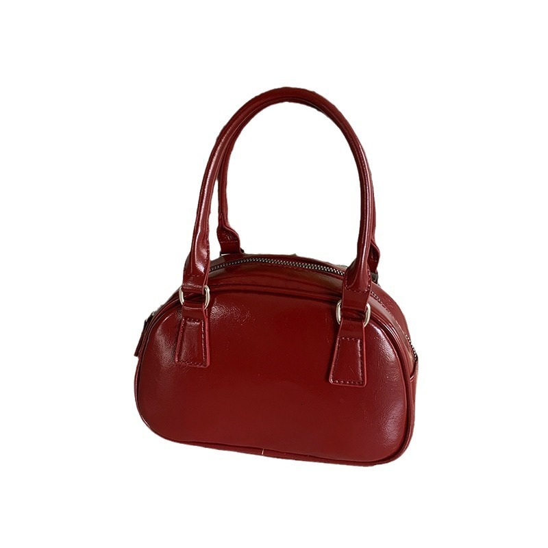 Designer Bag Red Luxury Bag Bag Autumn Winter Women 2025 New Trend Korean Style Handheld Bowling Bag Versatile Crossbody Bag Casual Small Square Bag T