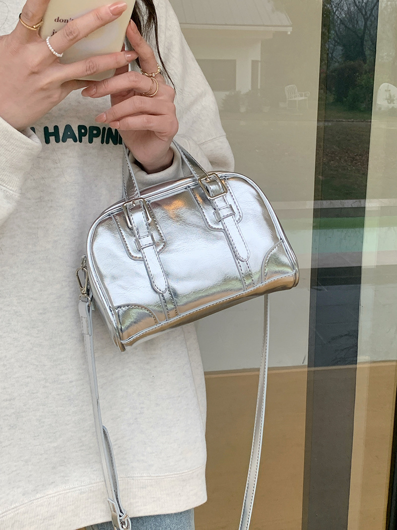 Designer Bag 2025 Luxury Bag New Korean Style Versatile Autumn Winter Niche Retro Black Handbag Versatile Shoulder Bag Crossbody Bag Trendy Tote Bag