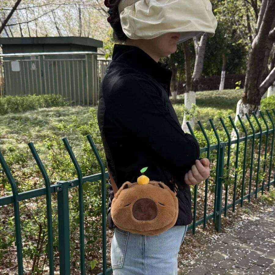 Hot Selling Capybara Backpack Kawaii Capibala Plushie Doll Fur Pendant Children's Shoulder Bag Mini Knapsack Bags Gifts For Christmas Designer Ba