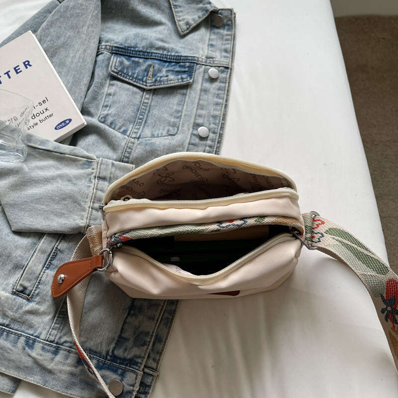 Oxford Cloth New Fashion Single Shoulder Design Commuter Large Capacity Versatile Casual Crossbody Bag