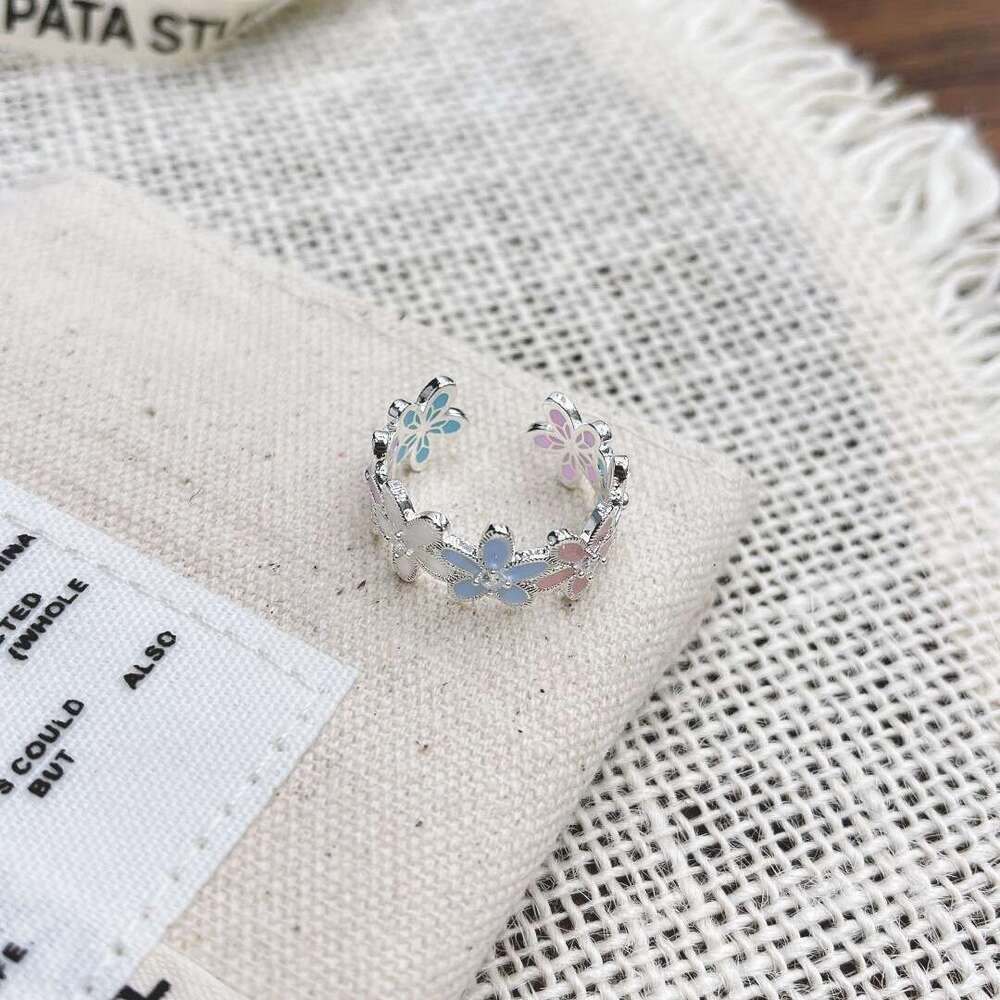 2025 Spring New Fresh Hollow Enamel Open Flower Ring Niche Design Sweet Style Simple Elegant Jewelry fc6