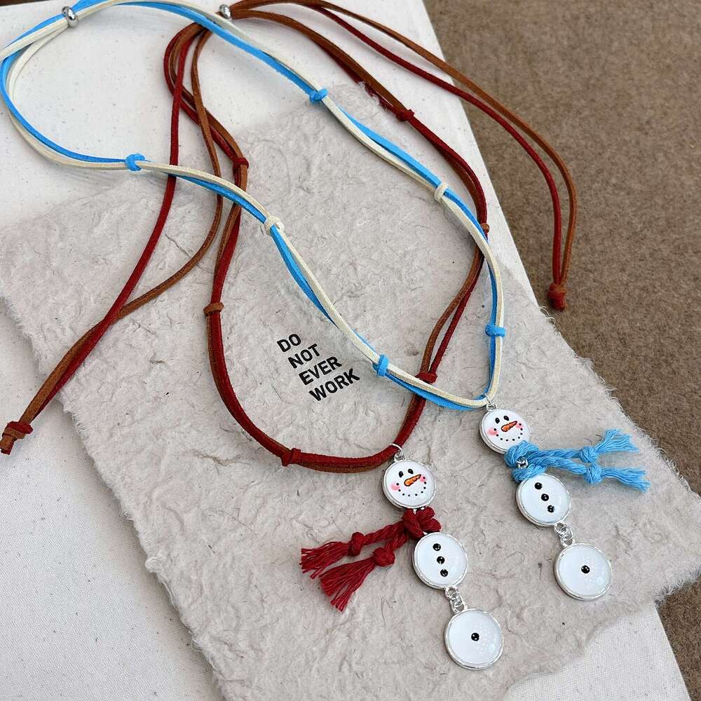 Christmas Little Snowman Necklace Cute Girly Atmosphere Collarbone Niche High-end Versatile Sweater Chain for Women 4f4