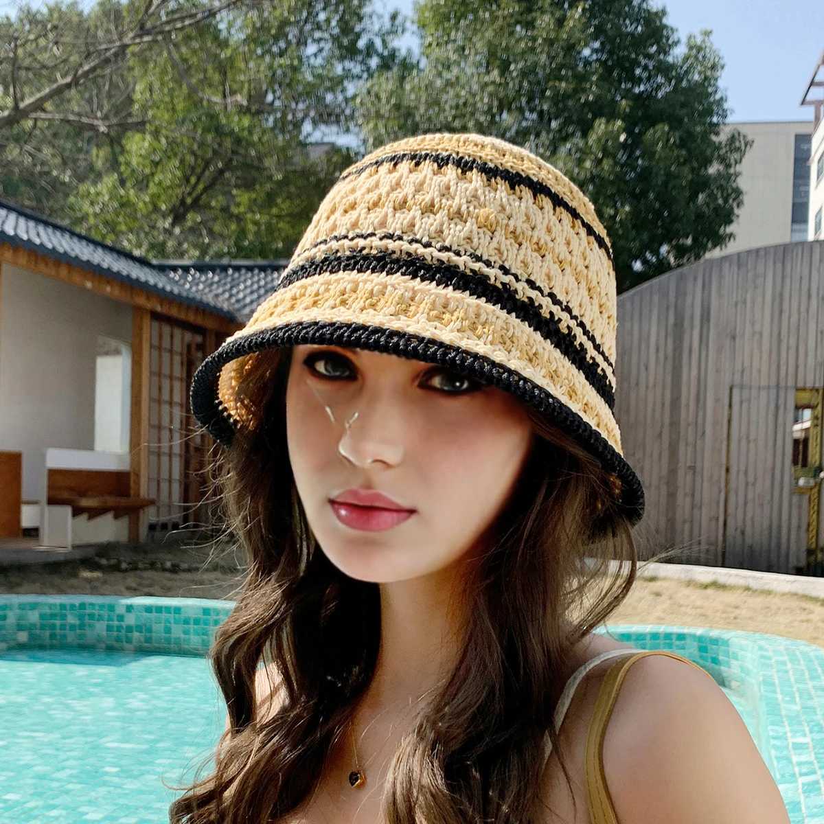 1 Womens Colorful Striped Knitted Hollow Hat that Can Be Folded for Outdoor Travel and Sun Protection Y250730