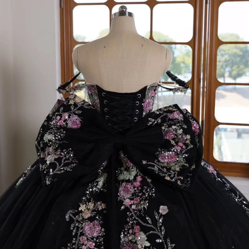 Black Quinceanera Dresses Off The Shoulder Sequin Applique Lace Beads Bow Tull Ball Gown Vestidos De 15 Anos Sweet 16 Dress