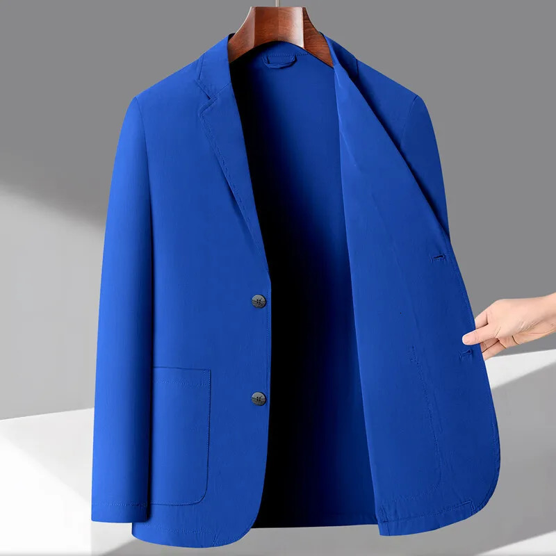 Spring Summer Casual Sunscreen Blazers Men Lightweight Solid Fashion Suit Coat Thin Male Business Single Breasted Blazer Outwear 250724