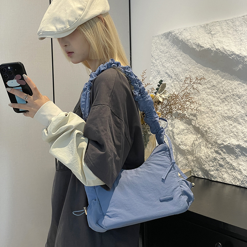 Colorful Fox Korean Style Ins Niche Design Drawstring Pleated Solid Color Lightweight Cute Versatile Shoulder Bag ddmymoon