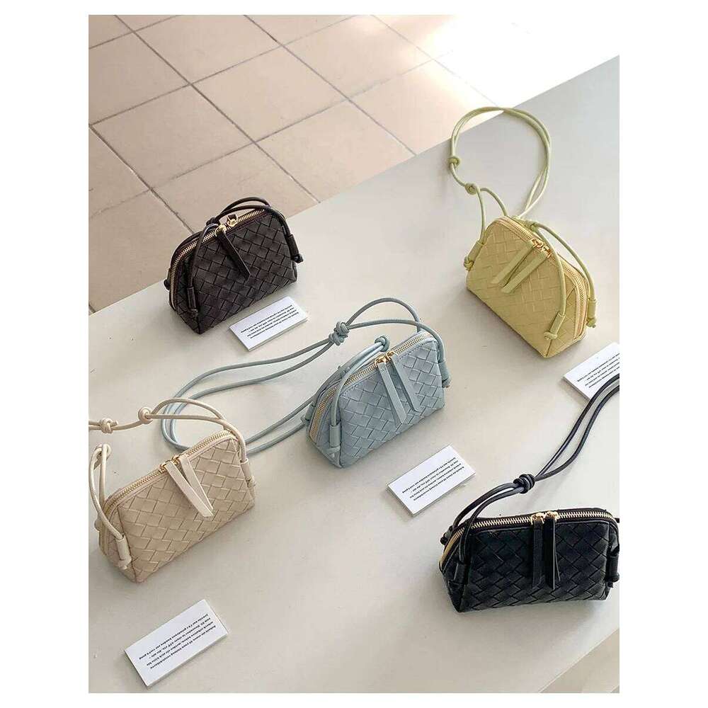 Woven ell Crossbody Casual Versatile Single oulder Phone Bag for Women Korean Sle Artistic Retro Design