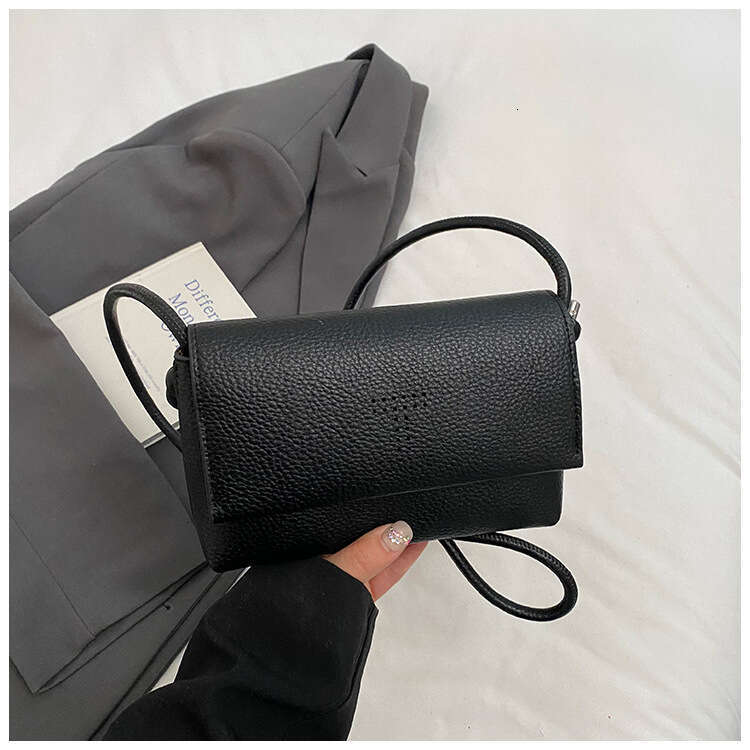 Niche Design Underarm 2025 New Trend Soft Leather Texture Handbag Shoulder Crossbody Bag for Women