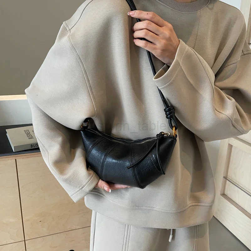 2025 Retro Trend Solid Color Splicing Leather Shoulder Bag Women Korean Fashion Handbags and Purses Lady Crossbody Bag M250730