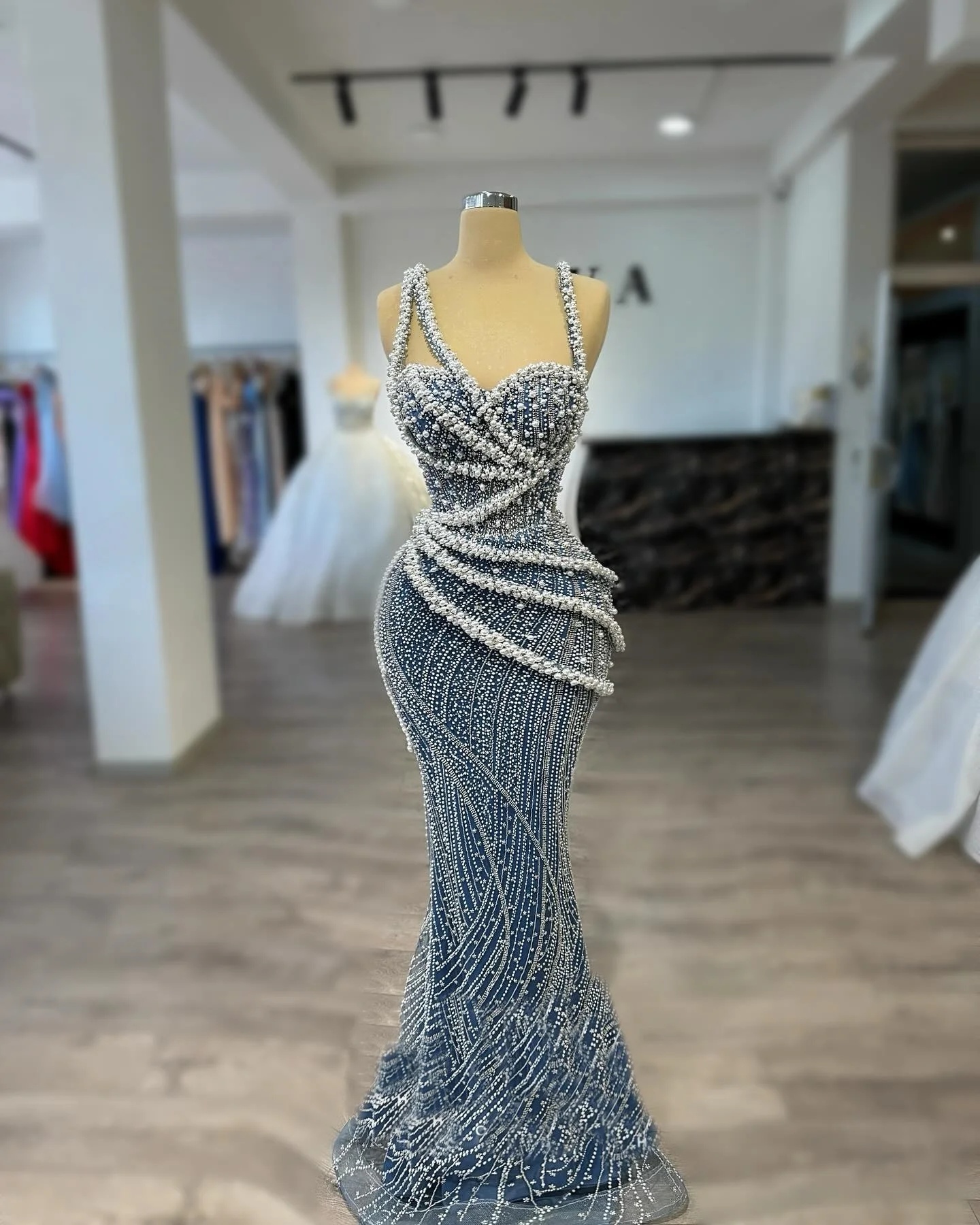 Graceful Pearls Evening Dresses Sequins Beading Prom Dress Spaghetti Straps Mermaid Sleeveless Party Gowns Sweep Train Vestidos De Noche Plus Size