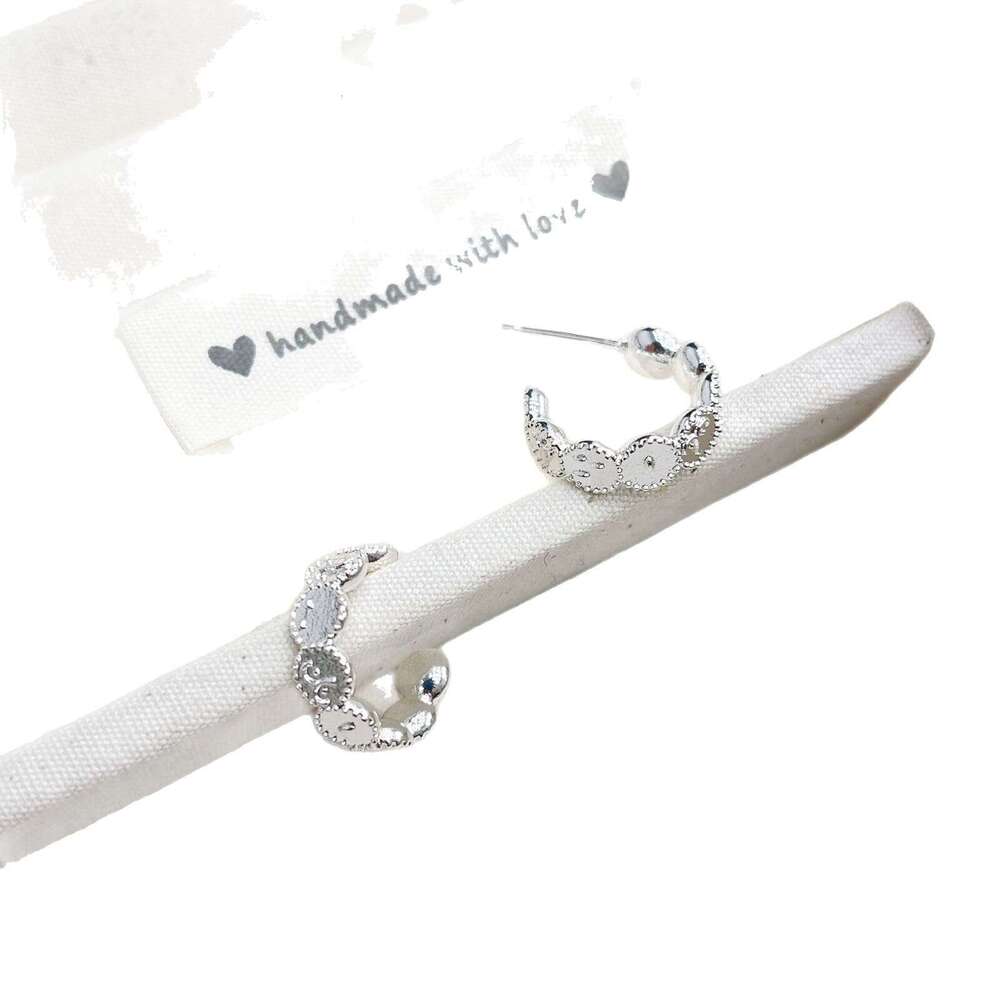 Star Style Eight Half Round Ball Inconsistent Hoop Zirconia Earrings 2025 Spring New Model 1fb