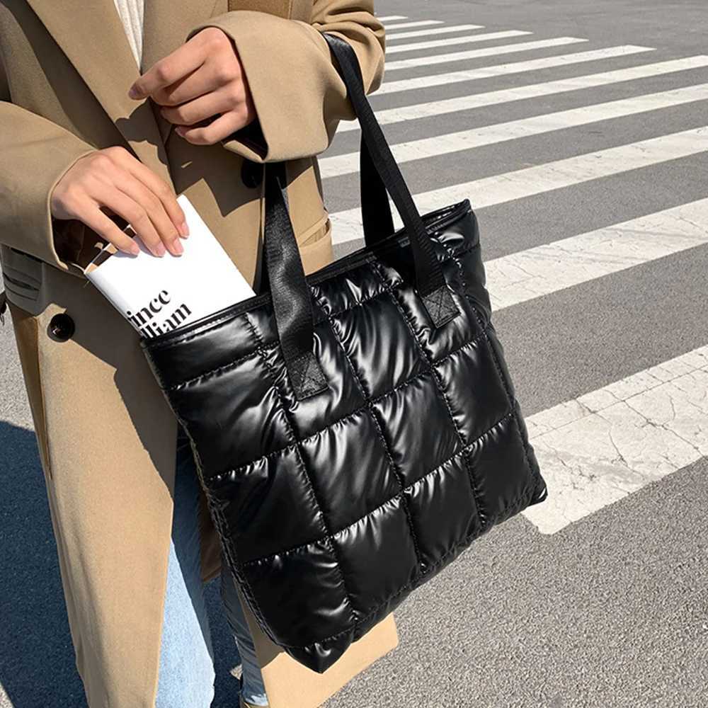 Ladies Tote Handbags Large Capacity Cott Padded Shopping Bag Rhbus Portable Handbag Quilted Solid for Leisure Travel Y250730