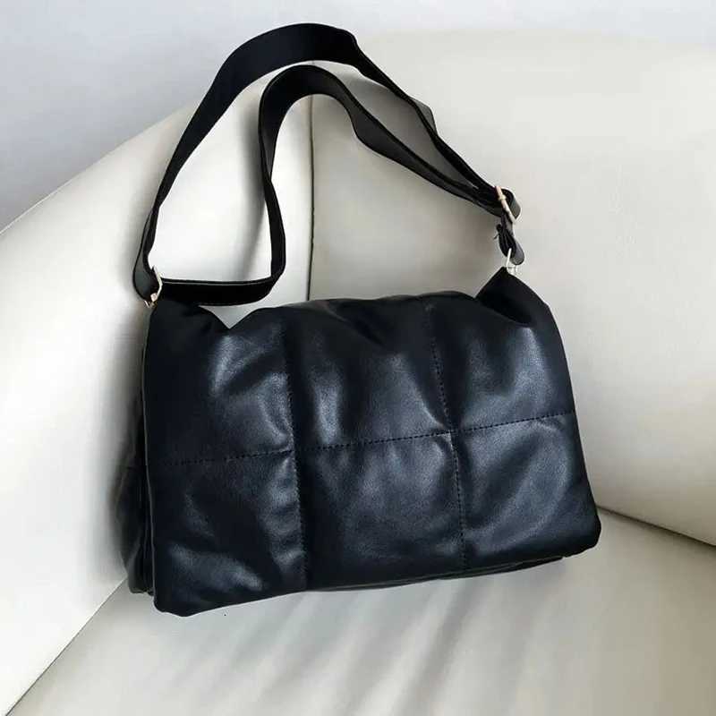 2023 Wens Padded Shoulder Bag Luxury Soft PU Leather Crossbody Bags for Women Luxury Designer Ladies Cute Purses and Handbags Y250730