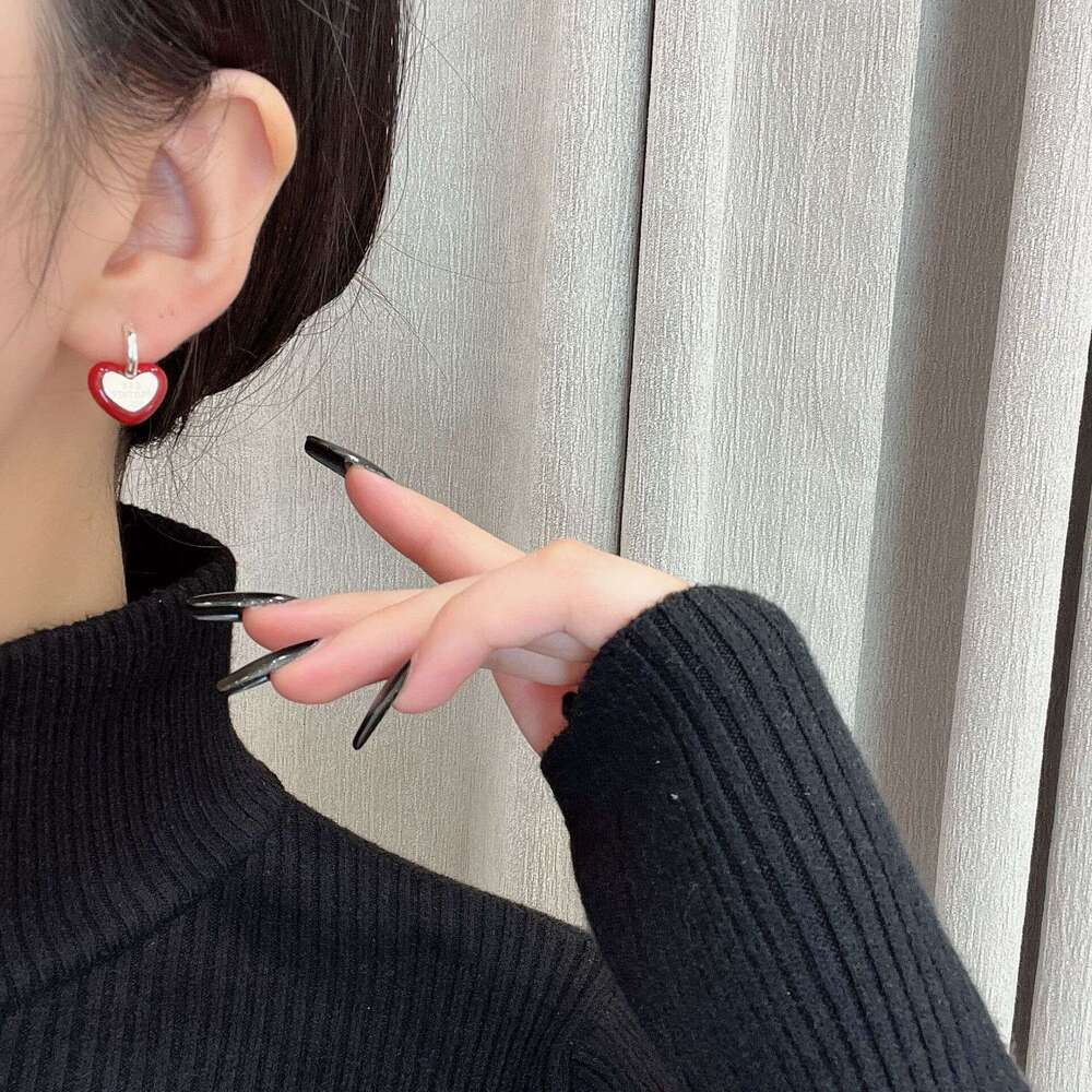Heart Women, Unique Design, High-end 2024 New Style, Sweet Cool Simple Versatile Style Earrings for Women 867