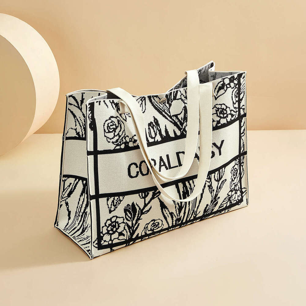Large Capacity Printed Tote Canvas Fashion Versatile Handbag Elegant Commuter Shoulder Underarm Women's Bag