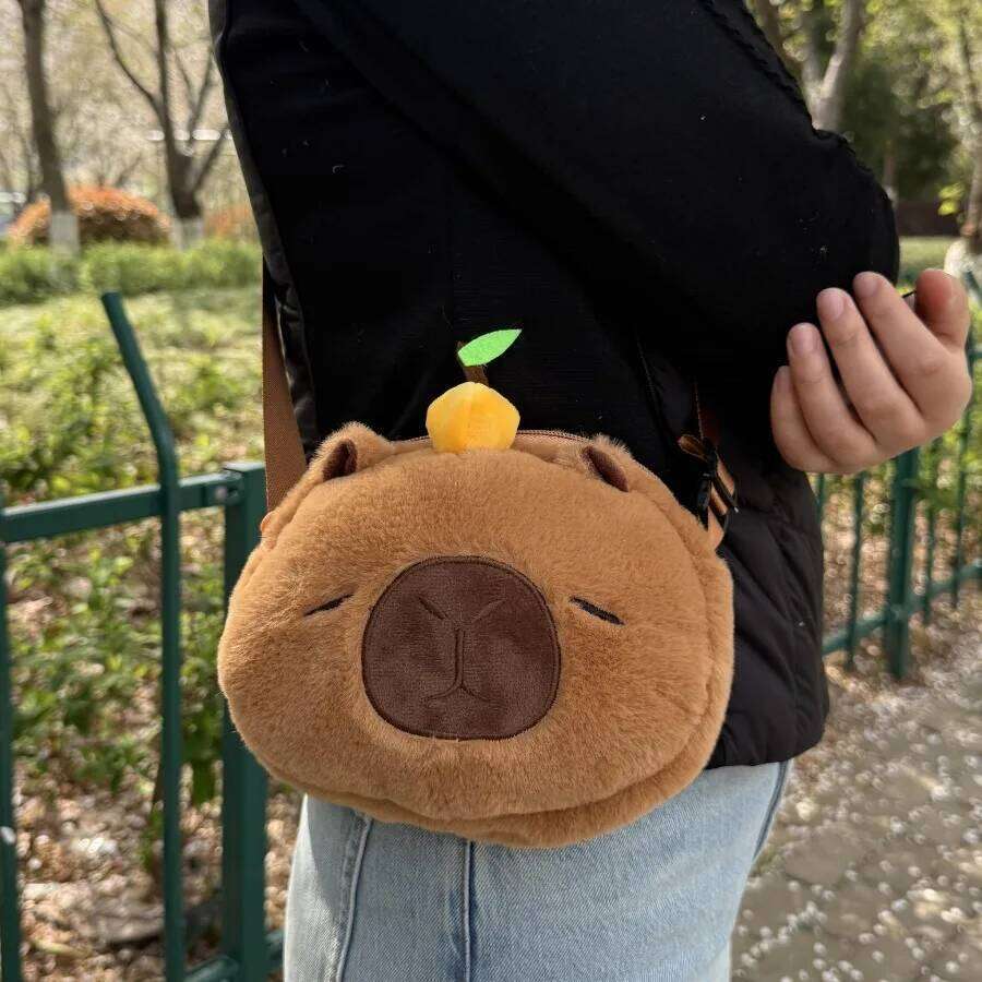Hot Selling Capybara Backpack Kawaii Capibala Plushie Doll Fur Pendant Children's Shoulder Bag Mini Knapsack Bags Gifts For Christmas Designer Ba
