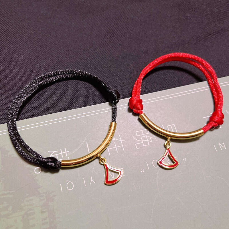 2025 New V Gold Enamel Small Red Rope Skirt for Women Lucky Snake Year Woven Bracelet