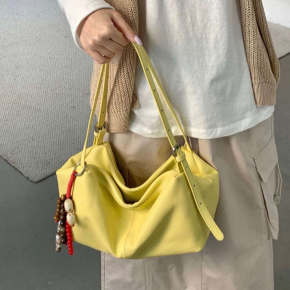 Tote Large Capacity Women New High-Quality Texture Versatile Crossbody Commuter Shoulder Underarm Bag designer bag B5