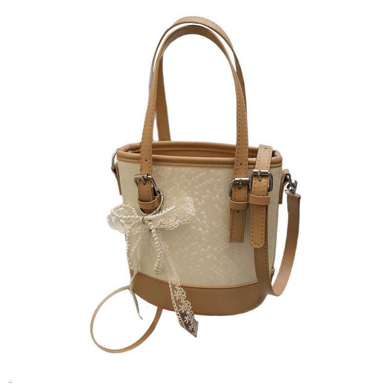 2025 New Women's Mori Style Trendy Crossbody Autumn Winter Bucket Bag Niche Design Single Shoulder Handbag