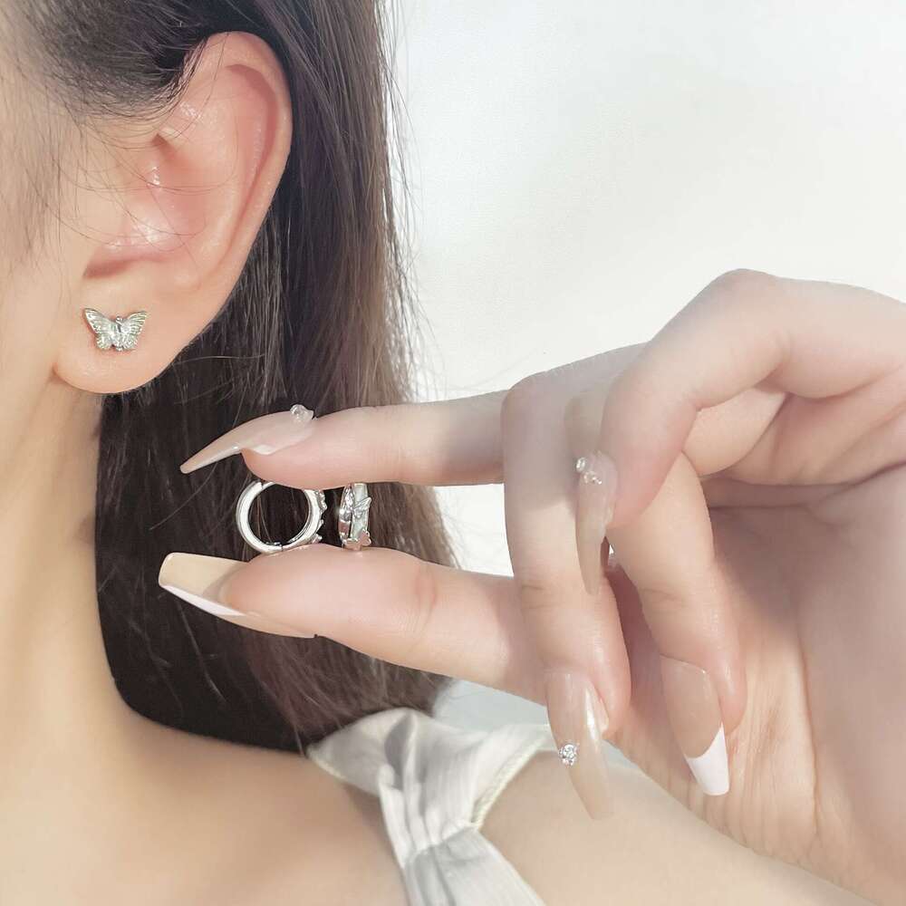 Artistic Style Yellow and Oil Drop Mini Horse Eye Zircon Butterfly Light Sier Needle Gradient Blue Hoop Earrings 88f