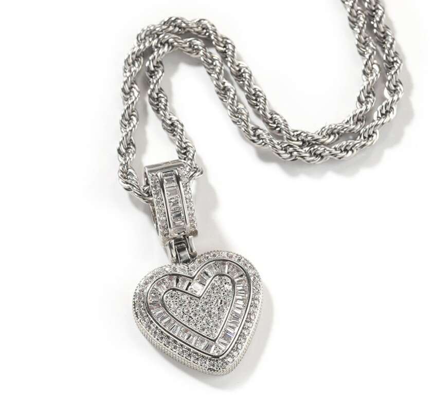 Popular Rock Candy INS Style Light Copper Inlaid Zircon Heart Pendant Necklace Hip Hop