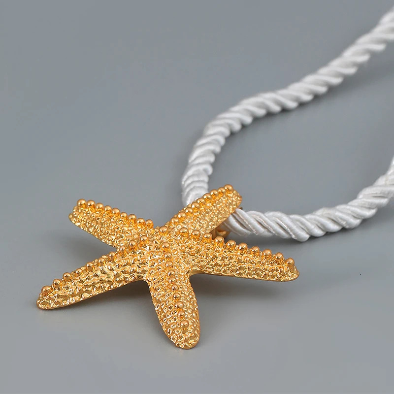 Rope Chain Metal Starfish Necklace For Women Large Pendant Fashion Jewelry Holiday Accessories Trendy Style Party Gift MQ109 250729