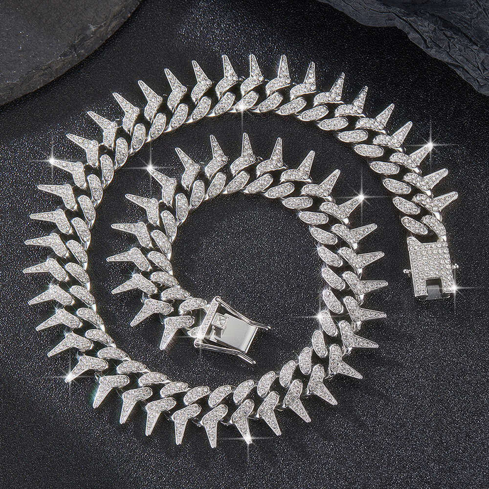 Hot Item Full Dia Thorn Cuban Chain Hip Hop Exaggerated Creative Personality 20mm Alloy Spike Necklace