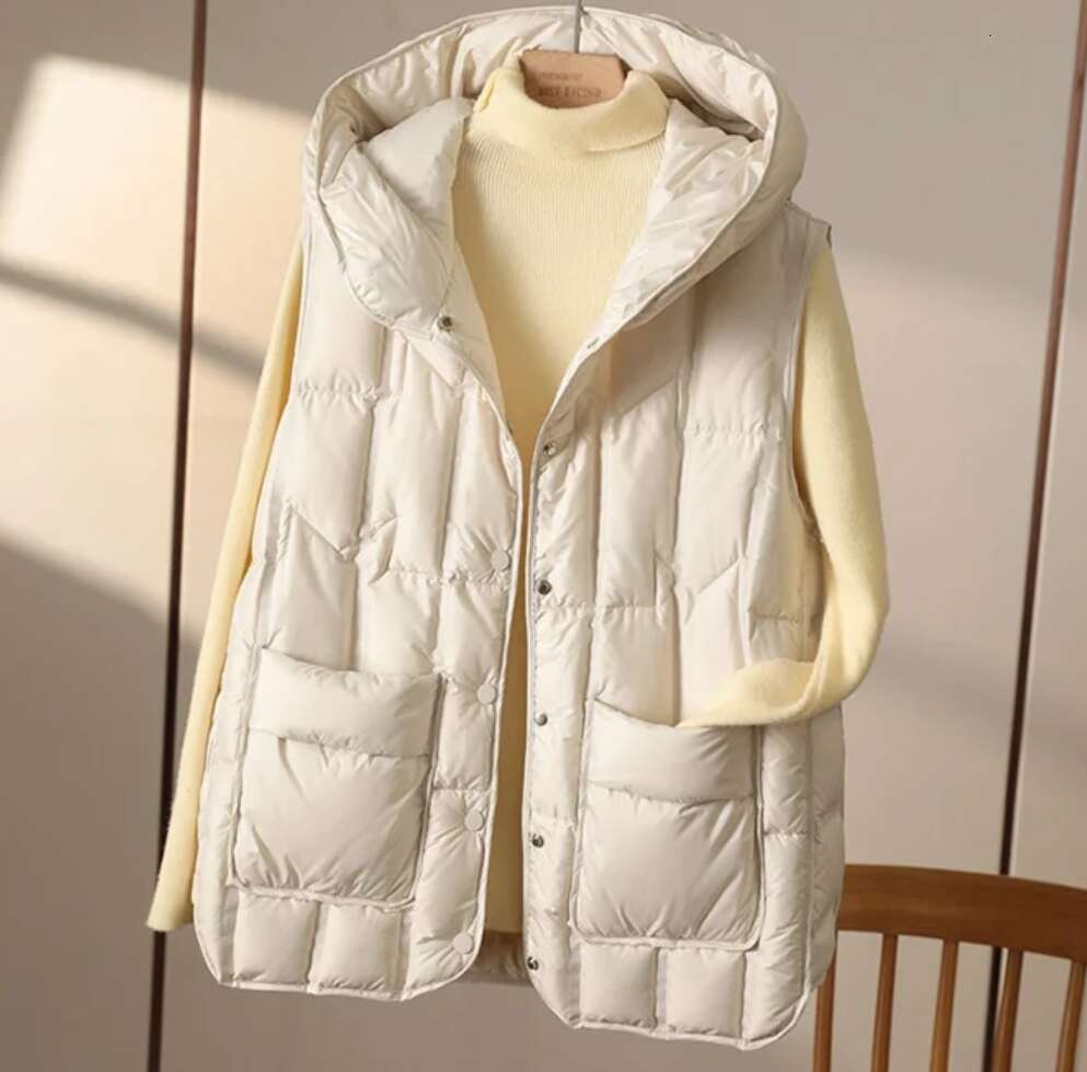 Designer Clothing 2025 Janveny 2025 New Fashion Hooded Down Sleeveless Vest Women Lightweight Seamless White Duck Feather Puffer Short Waistcoat