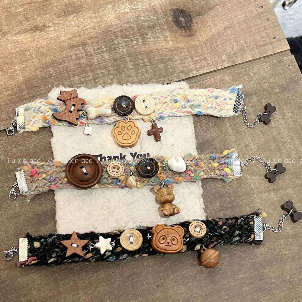 Classic Melard Handwoven Yarn Bracelet for Women, Niche Cute Sandalwood Bear Pendant Bracelet, Hand Jewelry f9c