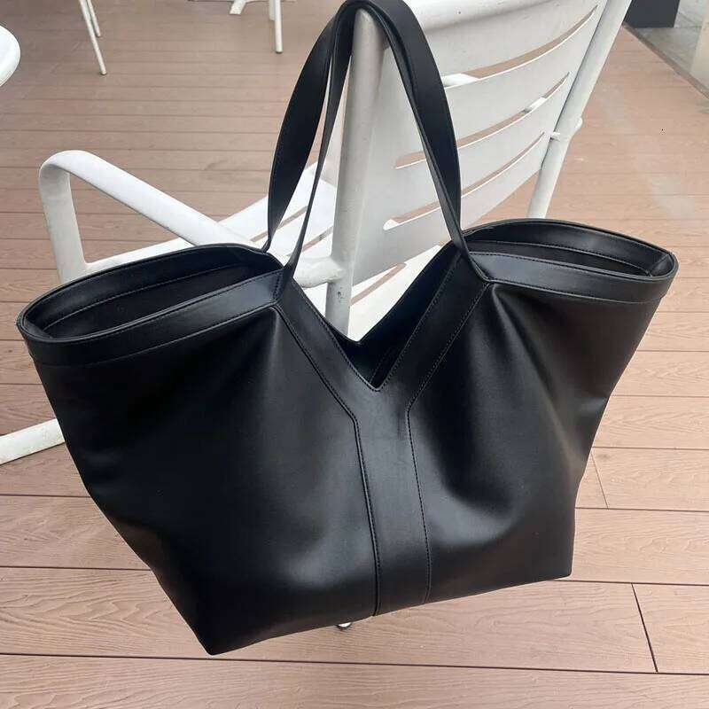 Oversized Fashion Shopping Tote Commuter Large Capacity Handbag Casual Versatile Single Shoulder Underarm Bag