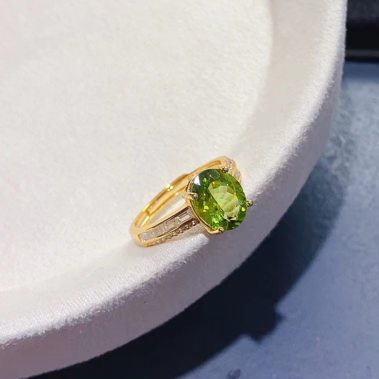 Classic design 925 silver peridot ring for women daily wear 8mm*10mm 3ct natural peridot jewelry with 18K gold plating