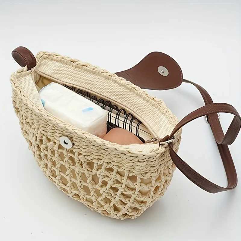 Casual Handwoven Shoulder Crossbody Bag Hollow Half Moon Beach Shoulder Bag for Mens Daily Use Work Travel Party Y250730