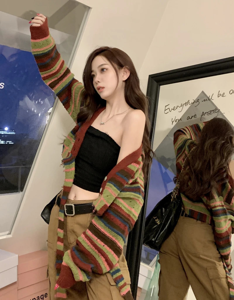 American Vintage Autumn Vintage Contrast Stripe Knitted Cardigan V-Neck Loose Casual Short Top Women 250730
