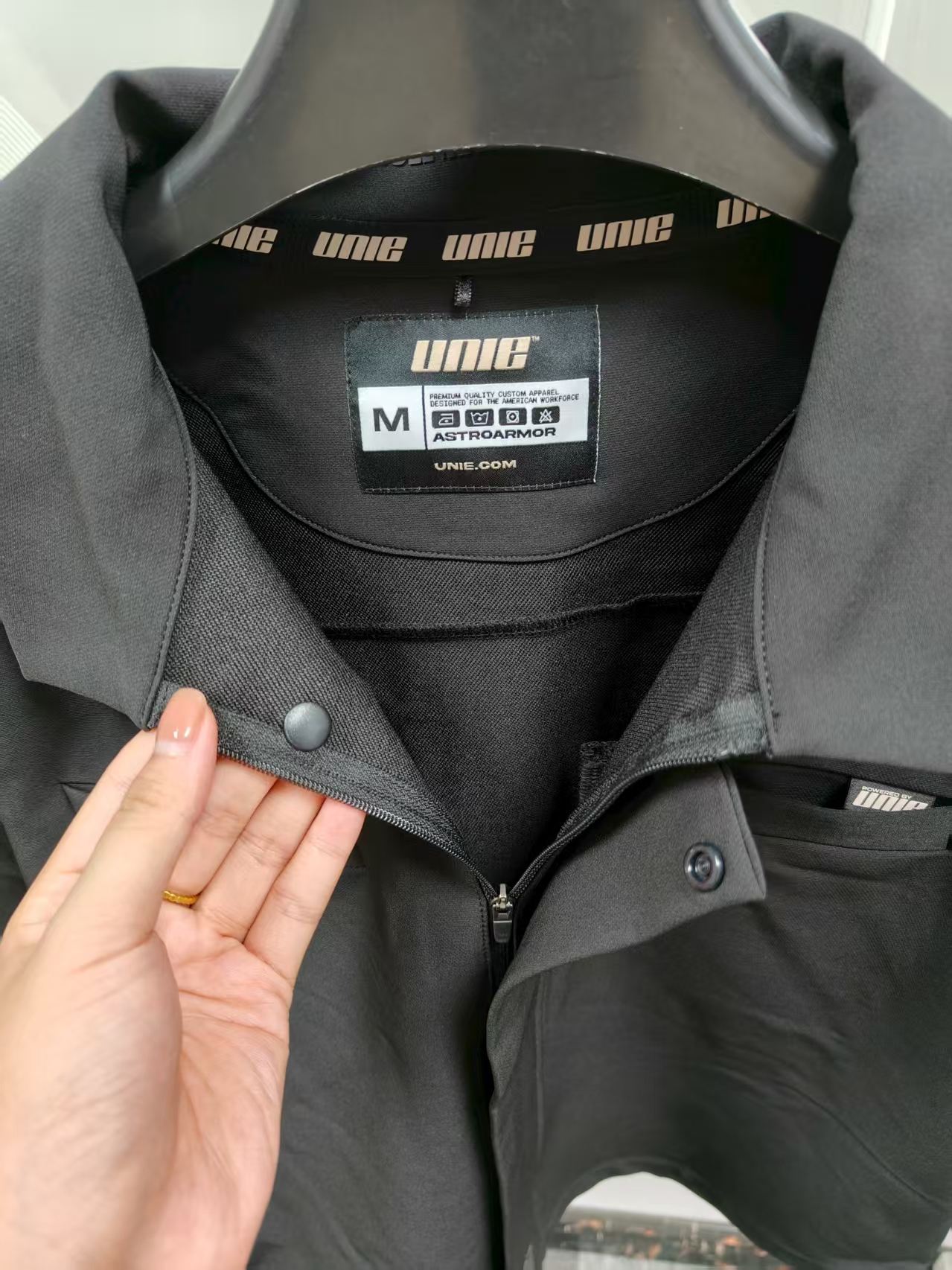 Black Lapel Collar T-shirt Men's Workwear Zip-up T-shirt Top Loose Fit T-shirt with Pockets