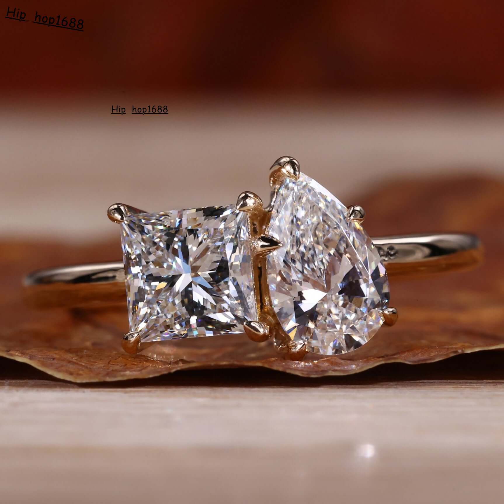 Authentic 10K 14K 18K Solid Gold Rings with VVS Moissanite for Womens Engagement