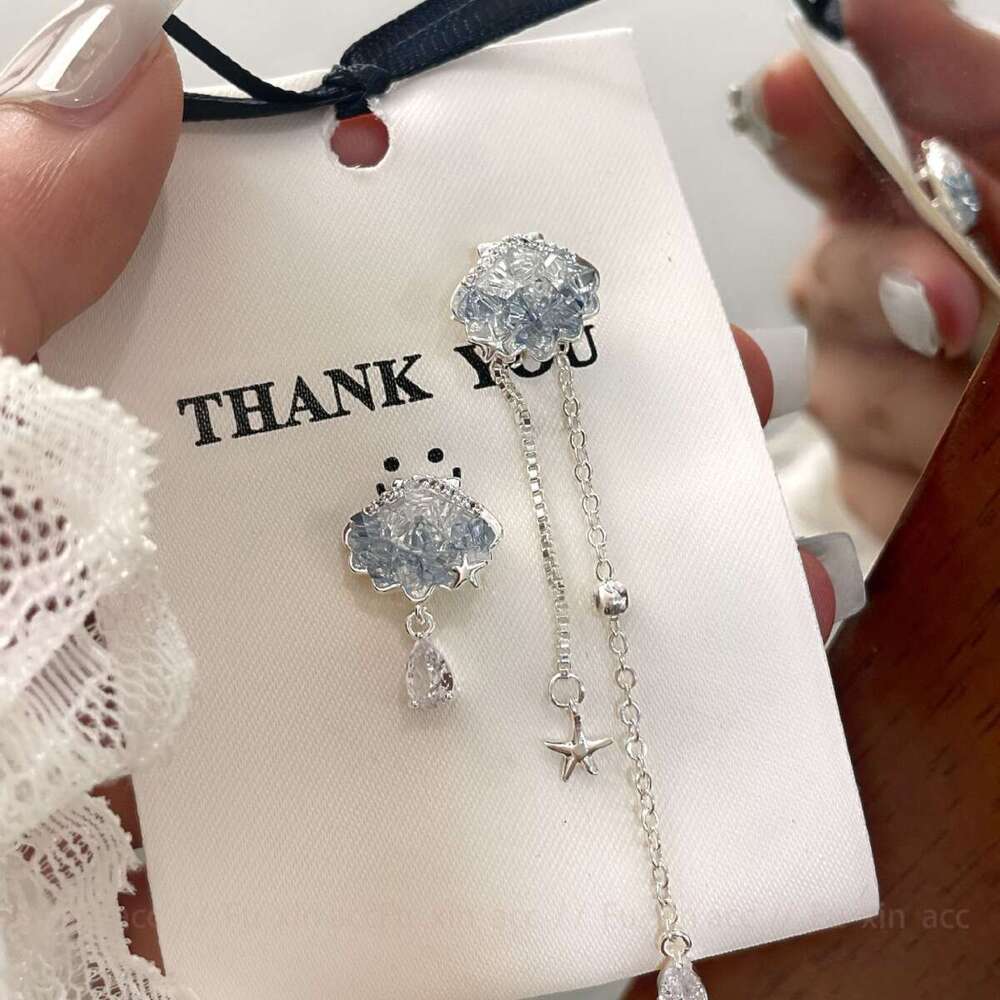 Star Tassel Super Flash Zircon Blue and White Gradient Cloud High-End Sea Salt Ice Crystal Nebula Earrings Sweet 786