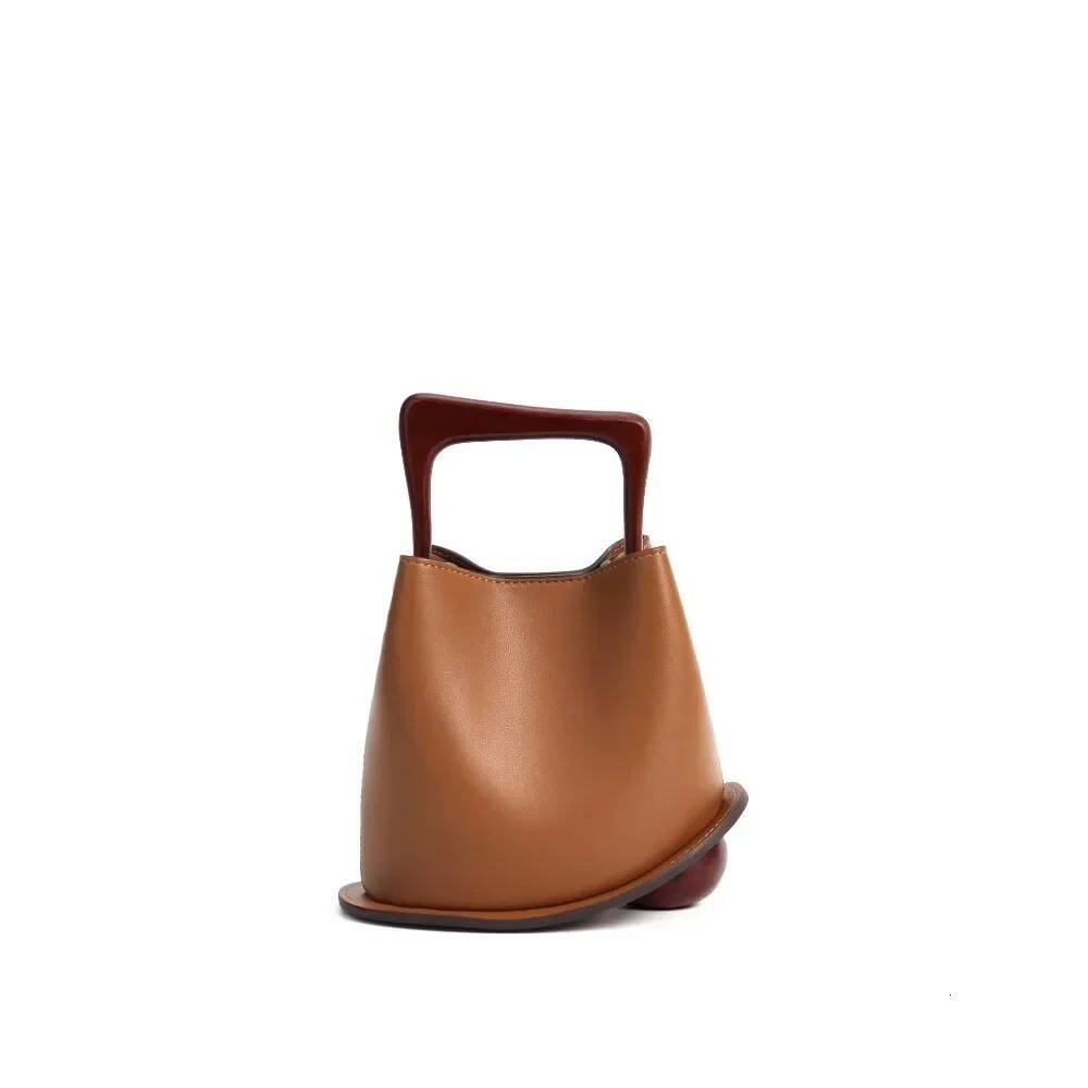 New Cowhide Genuine Leather Minority Korea Handbags Commuter Women Simple All-Match Bucket Large Capacity Advanced Shoulder Bag