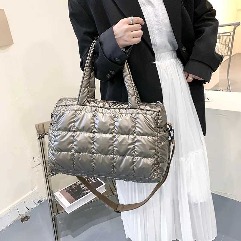 Winter Space Cott Handbags Tote Quilted Down Shoulder Bags for Women Luxury Nylon Cloth Crossbody Bag Fi Messenger Purse Y250730