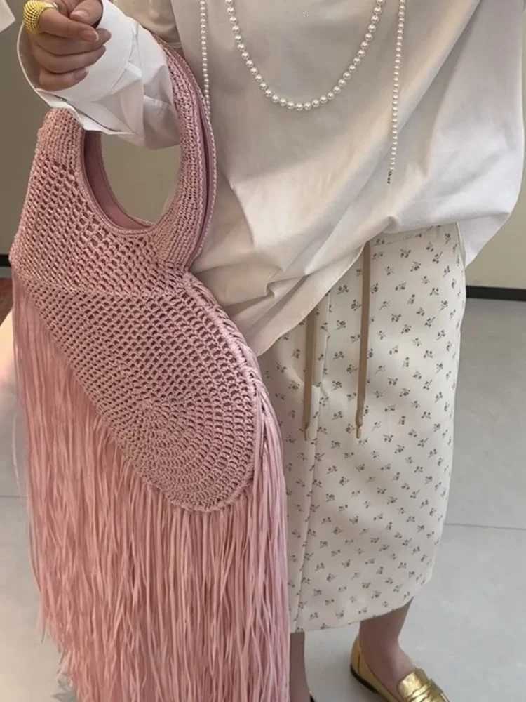 FIRMRANCH Handmade Knitted Long Tassel Handbag For Women With Personality Trend Sweet Love Shape Single Shoulder Armpit Bag Pink Y250729